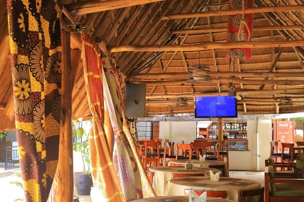 Harambee Bar and Restaurant 02