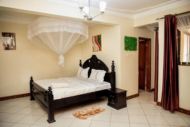 Harambee Deluxe Suite